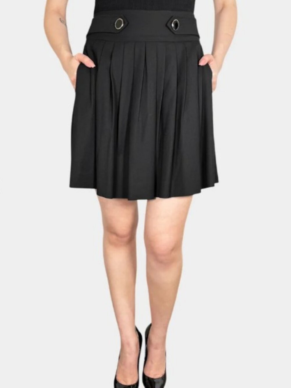 Club Monaco pleated bubbled mini skirt black women's size 2